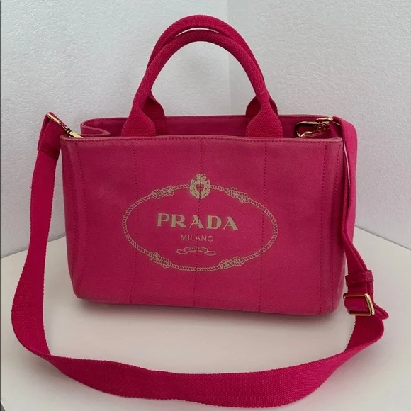 💯Authentic PradaCanapa PinkTote Bag🍀